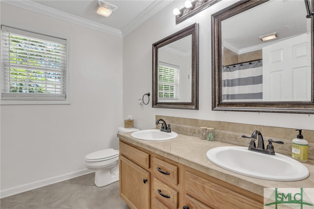 156 Burton Road Savannah, GA 31405 - Photo 14 of 28 Master bathroom
