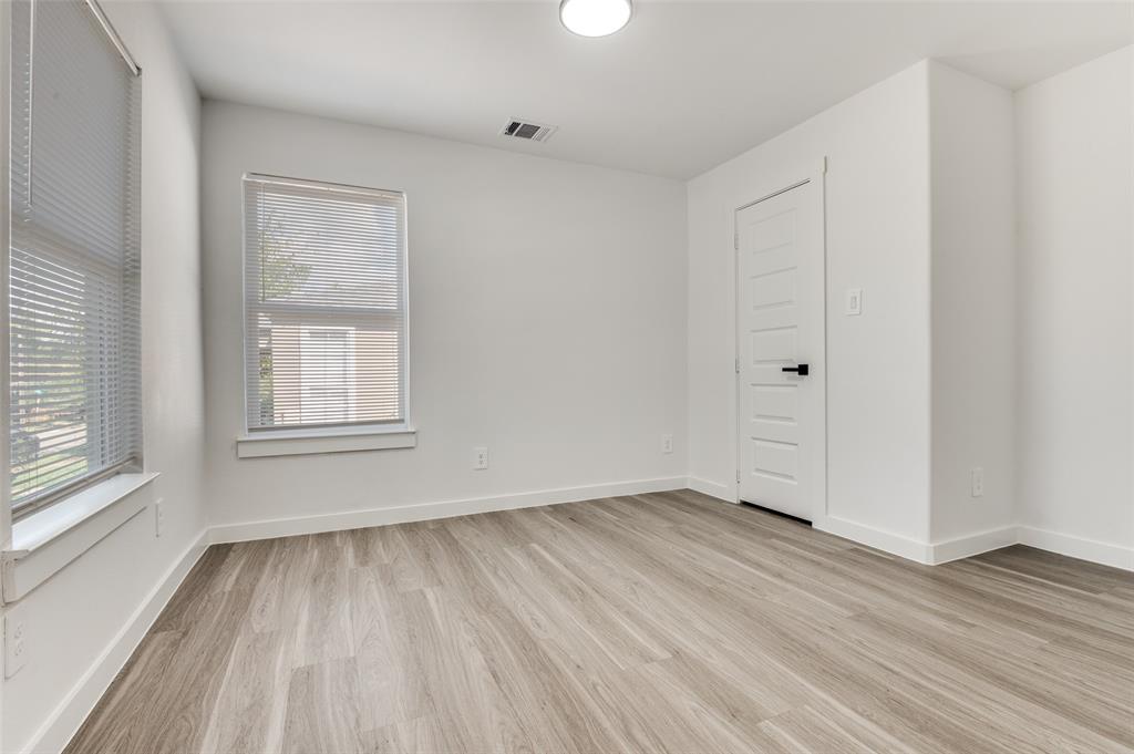 3702 Brandon Street Dallas, TX 75211 - Photo 15 of 25