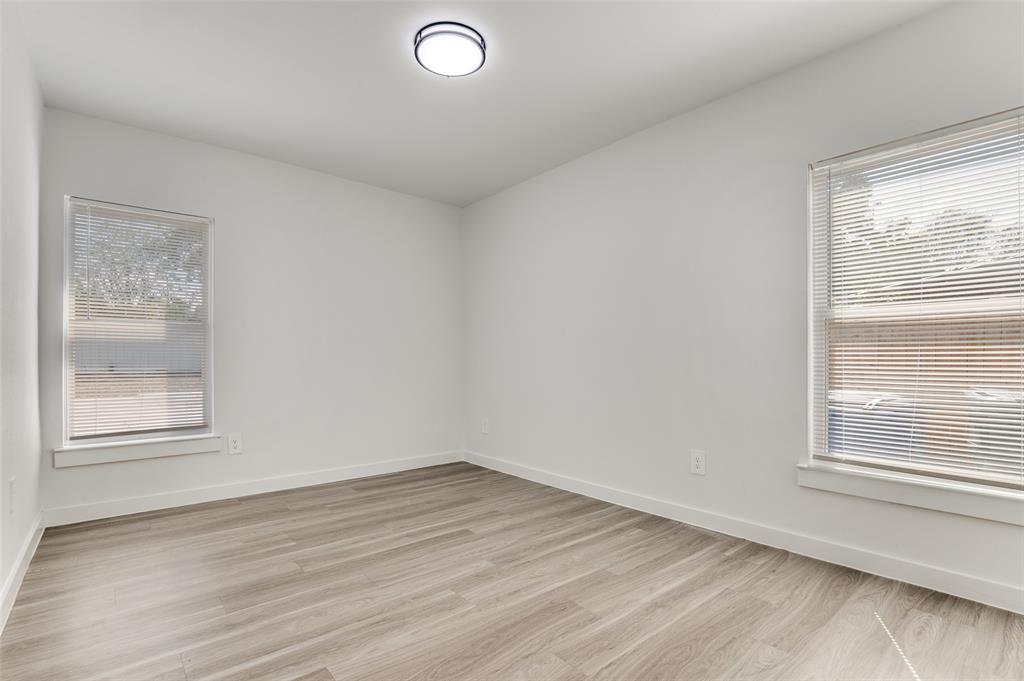 3702 Brandon Street Dallas, TX 75211 - Photo 17 of 25