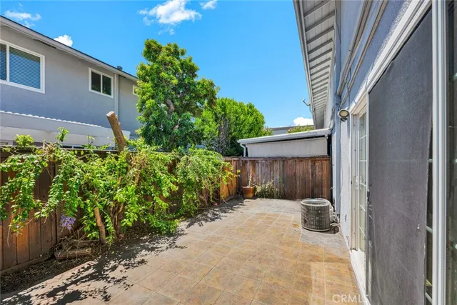 $670,000 | 1125 East 1st Street, Tustin, CA 92780