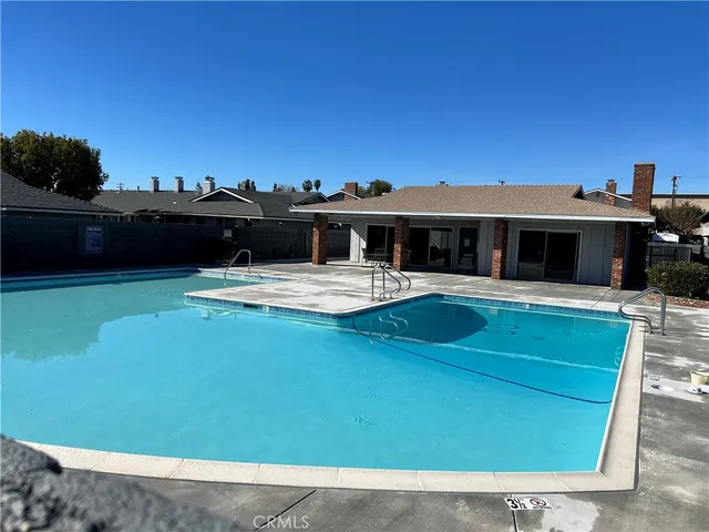$670,000 | 1125 East 1st Street, Tustin, CA 92780