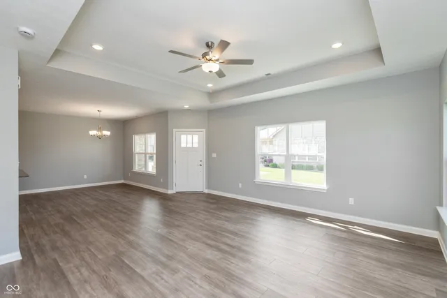 $299,900 | 2327 Saddle Drive, Shelbyville, IN 46176