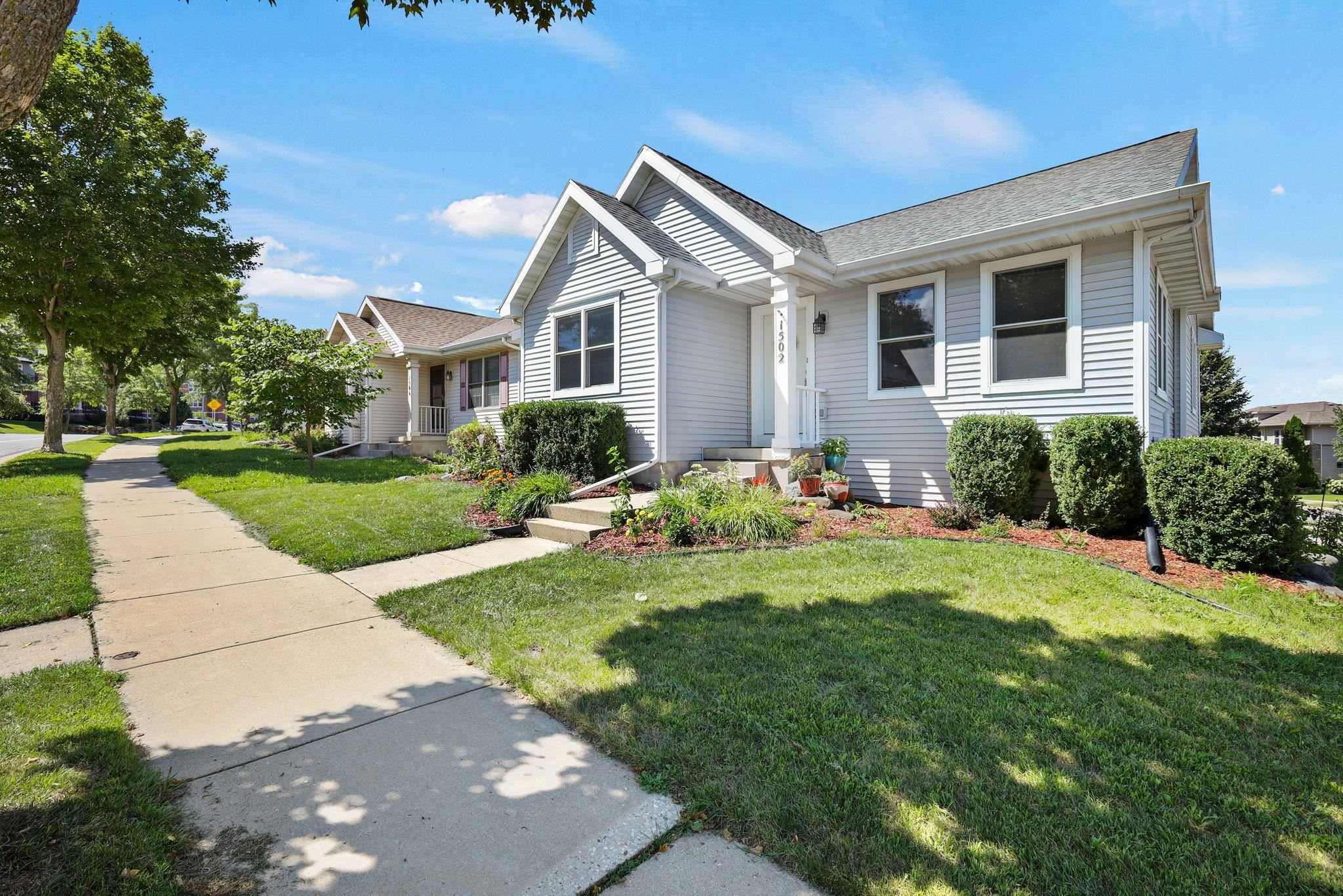 1502 Waldorf Boulevard Madison, WI 53719 - Photo 4 of 39 Gallery Image 4
