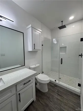 $1,300 | 5601 Ozark Avenue, Unit 4, Mission, TX 78573