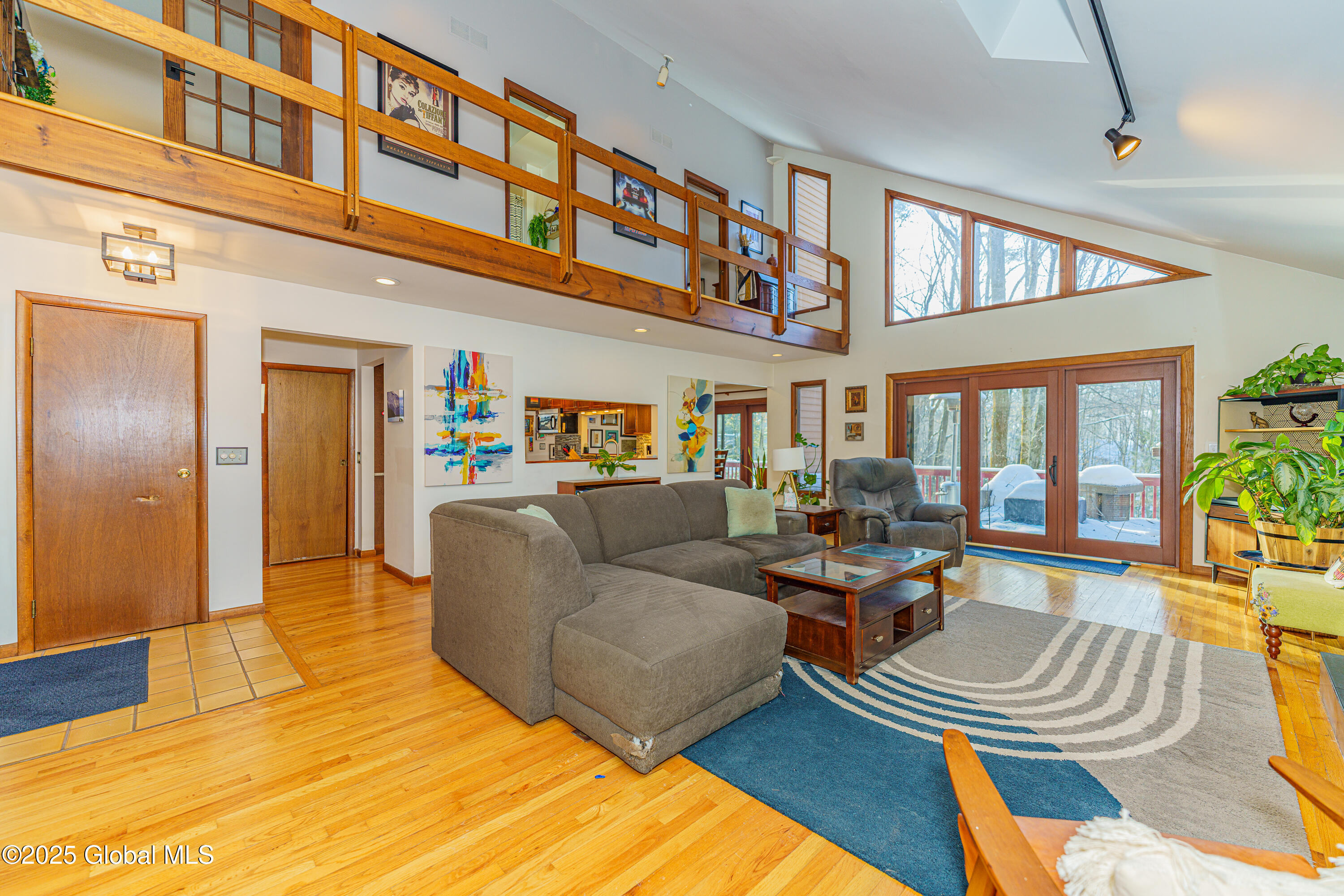 1 Livingroom 3