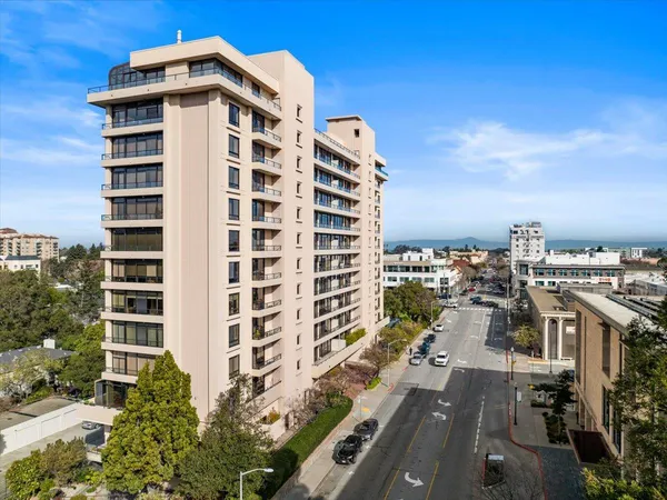 $3,000,000 | 20 West 3rd Avenue, Unit 601, San Mateo, CA 94402