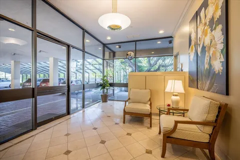 $3,000,000 | 20 West 3rd Avenue, Unit 601, San Mateo, CA 94402