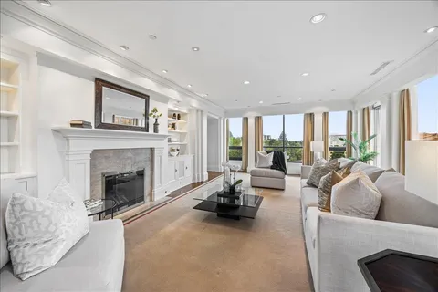 $3,000,000 | 20 West 3rd Avenue, Unit 601, San Mateo, CA 94402
