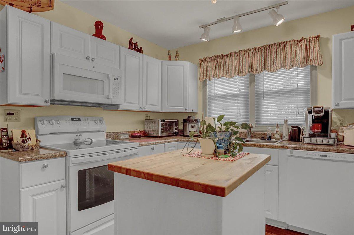 1023 Swarthmore Road New Cumberland, PA 17070 - Photo 8 of 35 Gallery Image 8