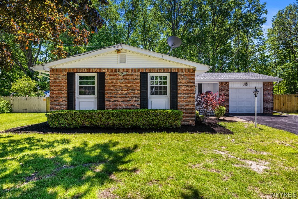 365 Brookshire Road Porter, NY 14174 - Photo 3 of 27