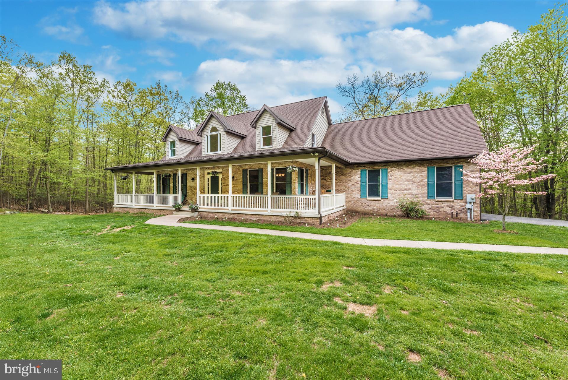 10830 Gambrill Park Road Frederick, MD 21702 - Photo 5 of 33 Exterior (Front)