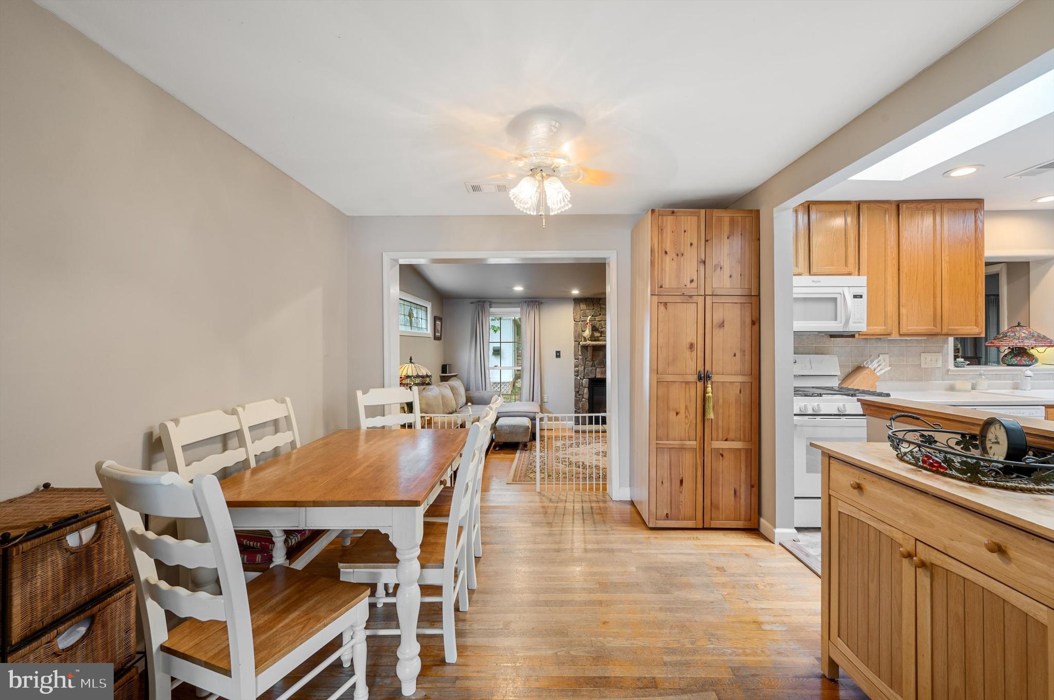 13134 Haddock Road Woodbridge, VA 22193 - Photo 4 of 55 Gallery Image 4