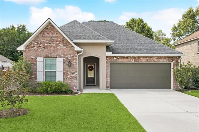 $374,900 | 452 Tiger Avenue, Covington, LA 70433