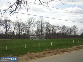 121 Ridley Drive Wallingford, PA 19086 - Photo 4 of 7 View