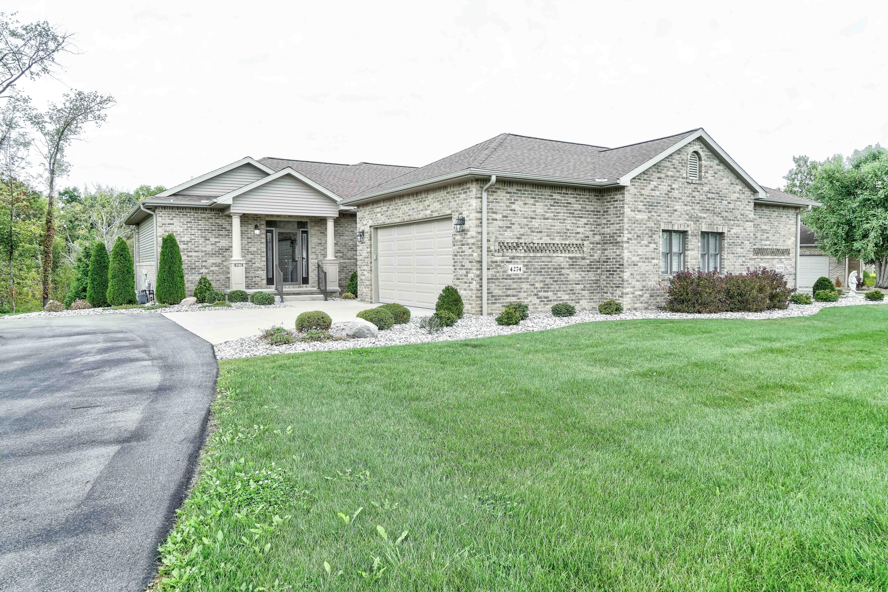 4274 Evergreen Road, Unit 14 Adrian, MI 49221 - Photo 4 of 54 03