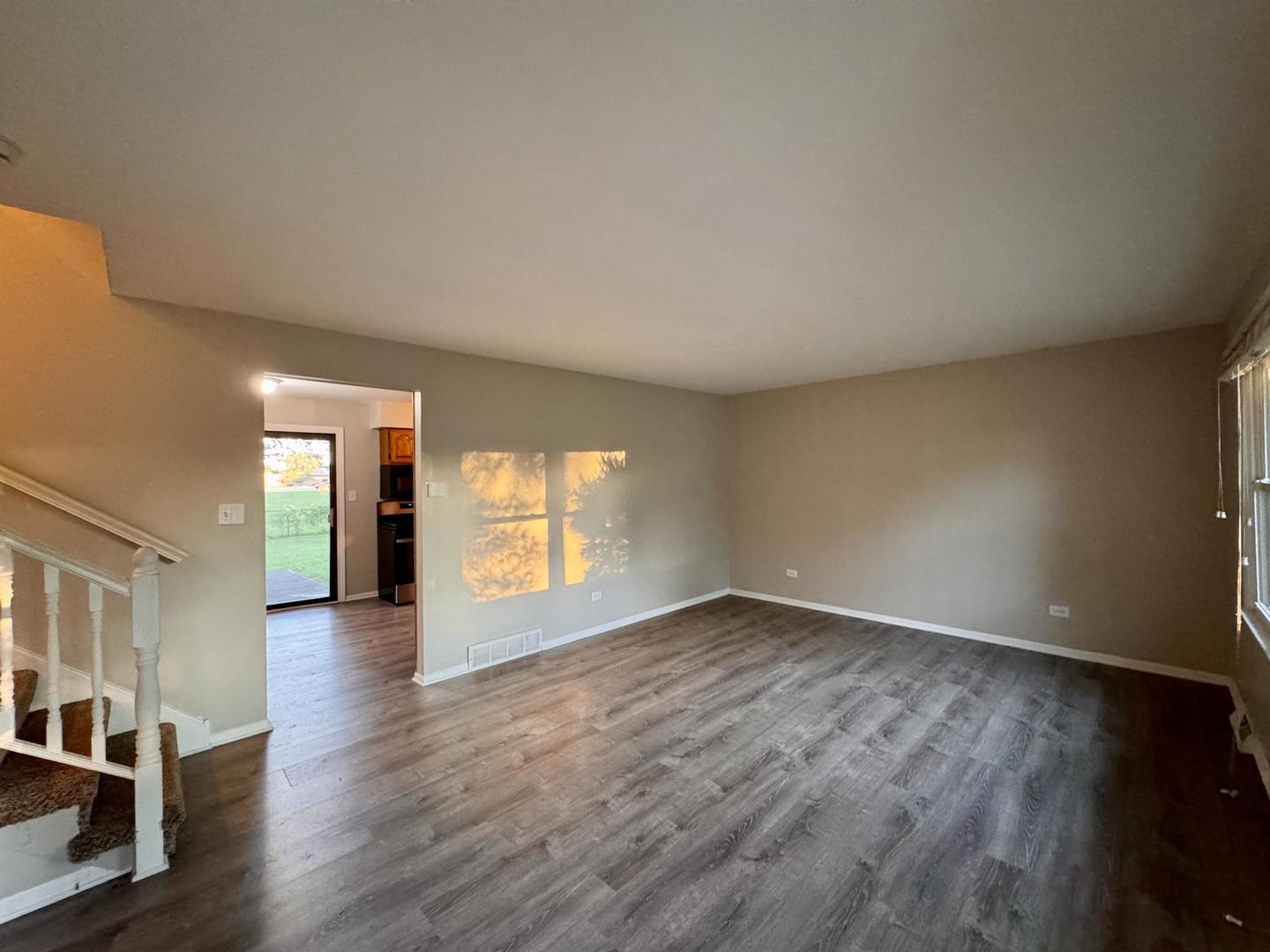 19048 Sherman Street Lansing, IL 60438 - Photo 3 of 24