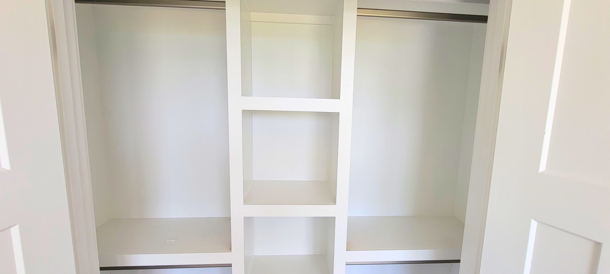 2098 Gath Lucky Road McMinnville, TN 37110 - Photo 19 of 21 a close view of closet