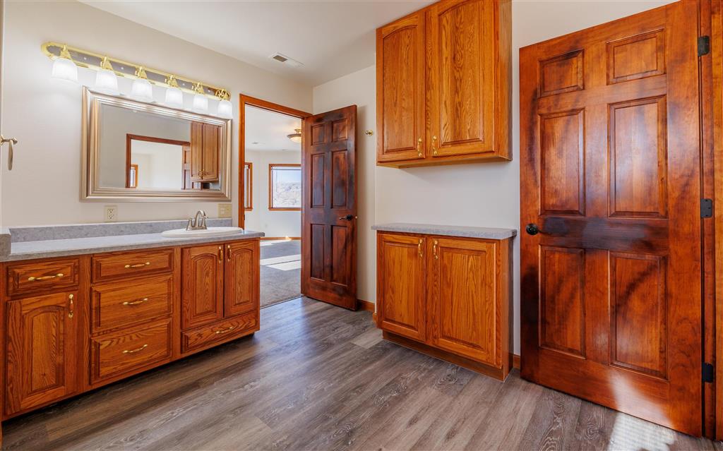 2477 Beaver Creek Road Shell, WY 82441 - Photo 33 of 74 Gallery Image 33