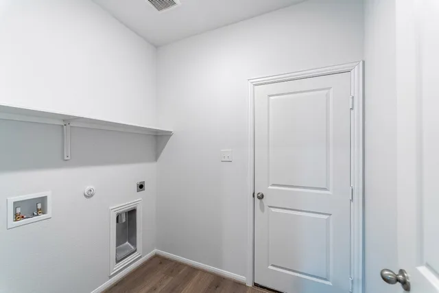 $358,190 | 531 Yellowstone Drive, Kyle, TX 78640