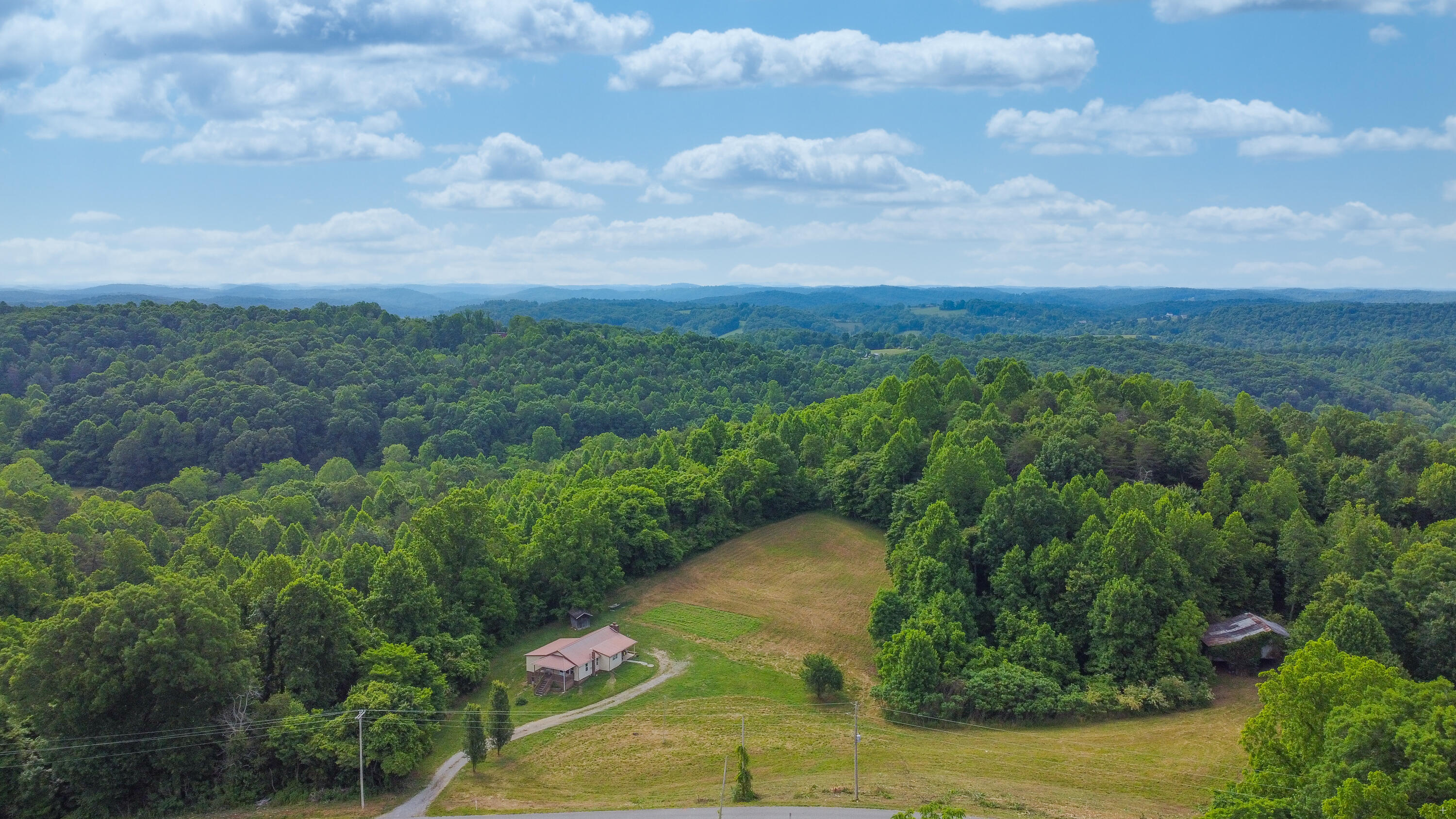 497 Chestnut Stump Road La Follette, TN 37766 - Photo 24 of 25 + Air-1