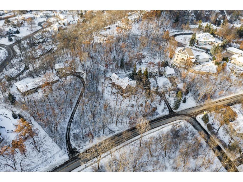 7106 Valley View Road Edina, MN 55439 - Photo 15 of 27