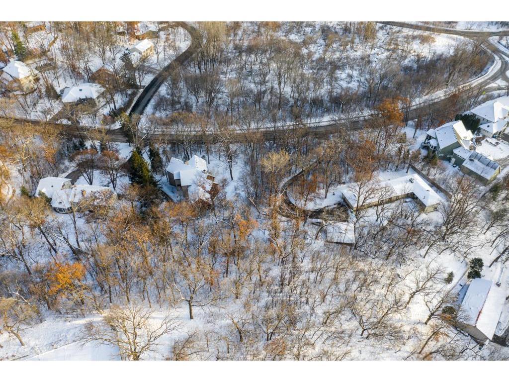 7106 Valley View Road Edina, MN 55439 - Photo 17 of 27