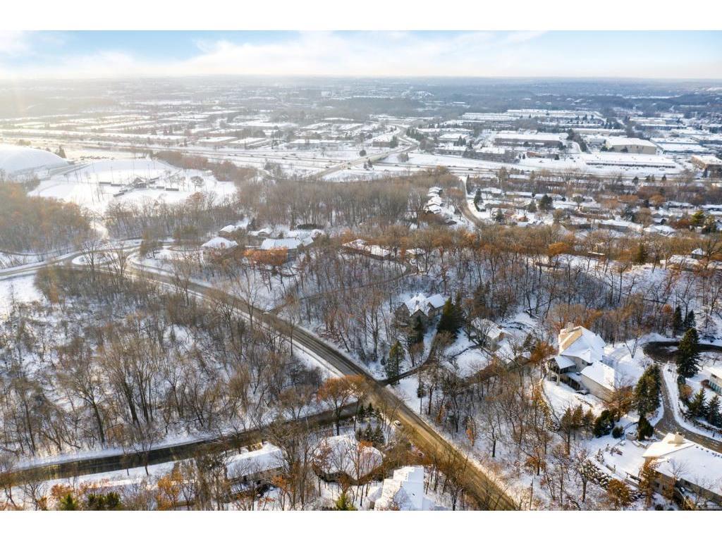 7106 Valley View Road Edina, MN 55439 - Photo 19 of 27