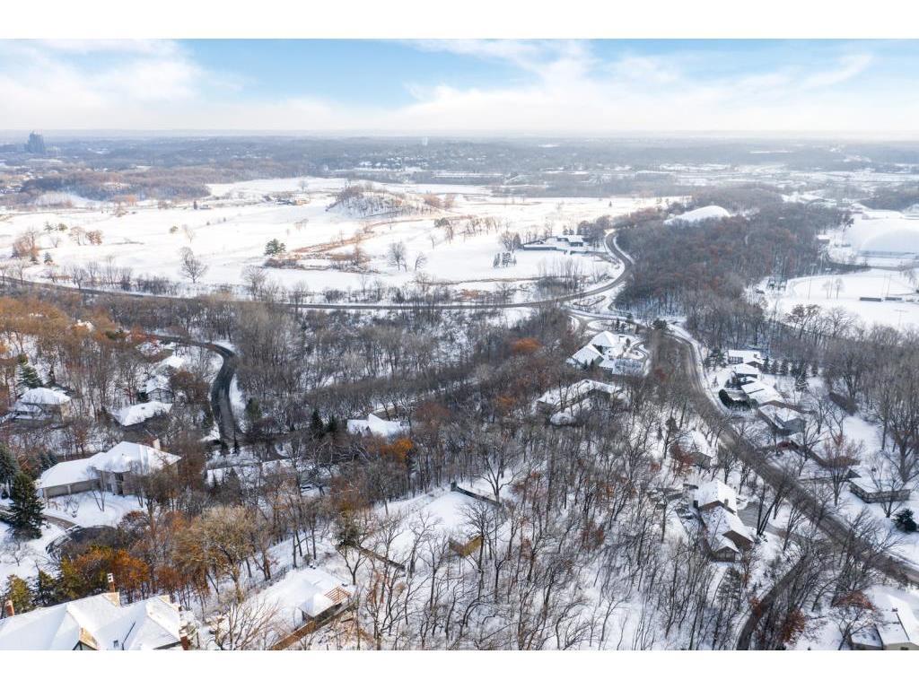 7106 Valley View Road Edina, MN 55439 - Photo 20 of 27