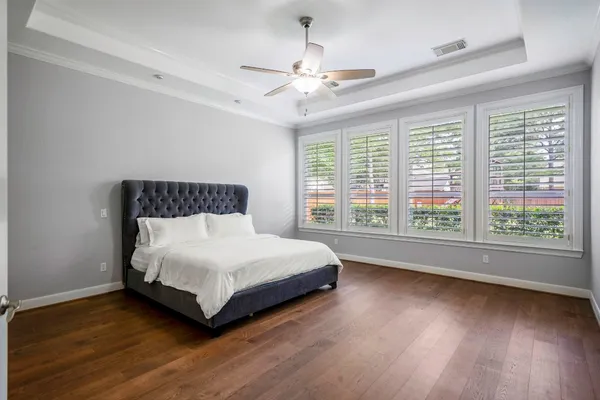 $1,115,000 | 6 Laxey Glen Drive, Spring, TX 77379