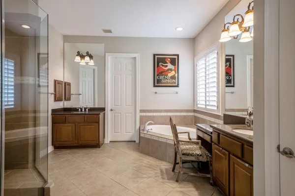 $1,115,000 | 6 Laxey Glen Drive, Spring, TX 77379