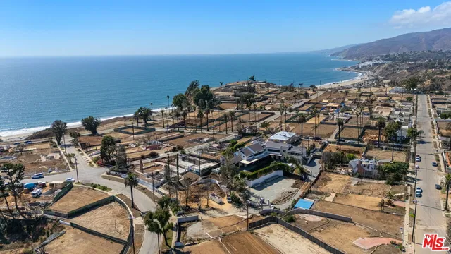 $3,200,000 | 419 Lombard Avenue, Pacific Palisades, CA 90272