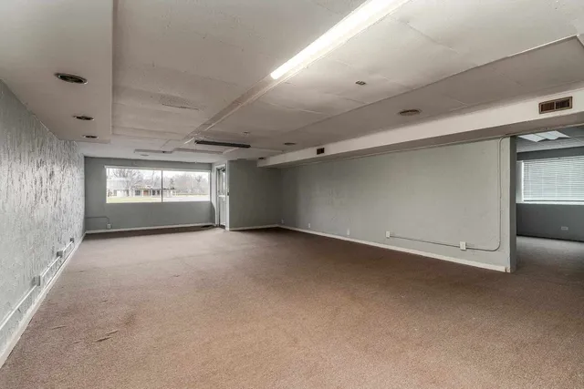 $385,000 | 828 East Main Street, Carbondale, IL 62901