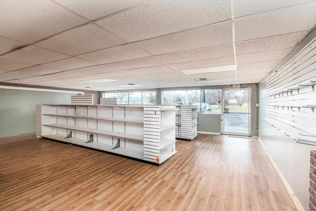 $385,000 | 828 East Main Street, Carbondale, IL 62901