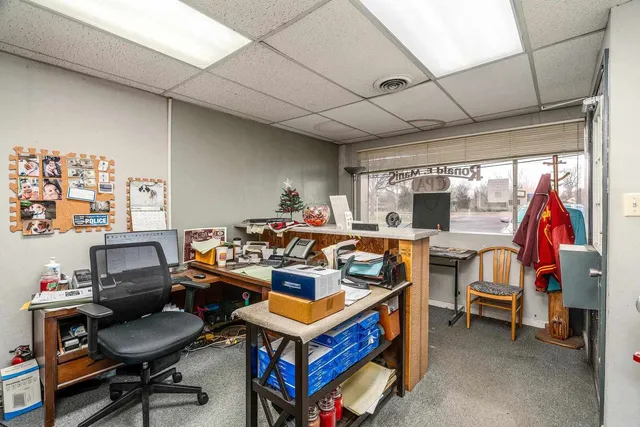 $385,000 | 828 East Main Street, Carbondale, IL 62901