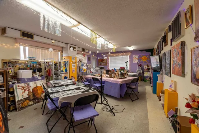 $385,000 | 828 East Main Street, Carbondale, IL 62901