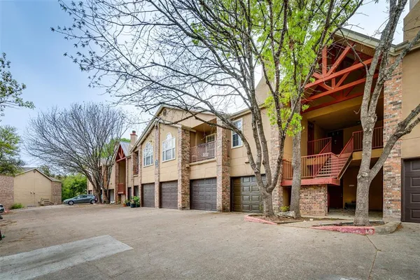 $1,195 | 6804 North Capital Of Texas Highway, Unit 424, Austin, TX 78731