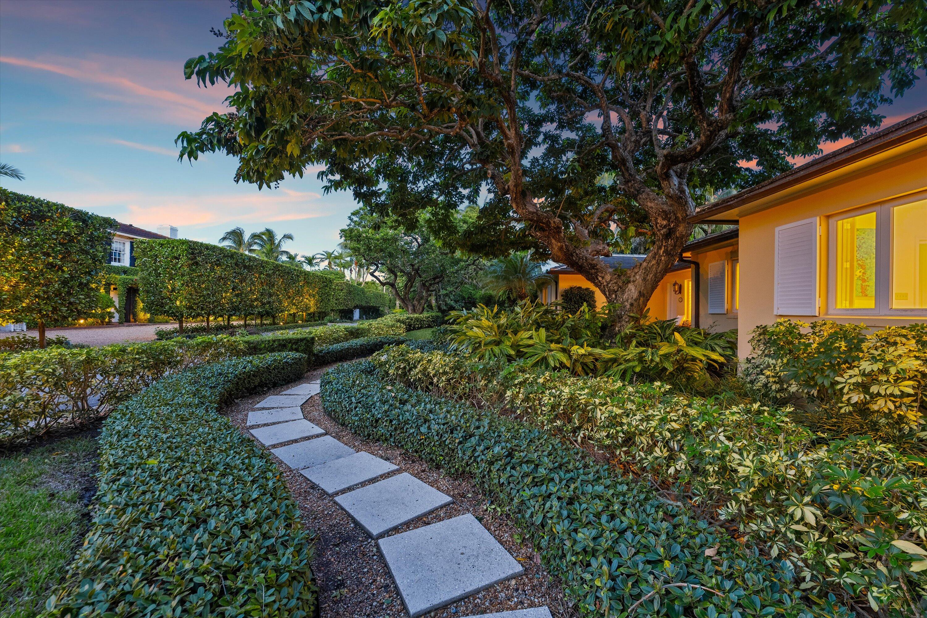 274 Monterey Road Palm Beach, FL 33480 - Photo 42 of 53 Twilight Exterior
