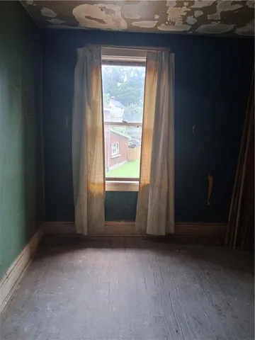 $149,900 | 909 McLaughlin Run Road, Bridgeville, PA 15017