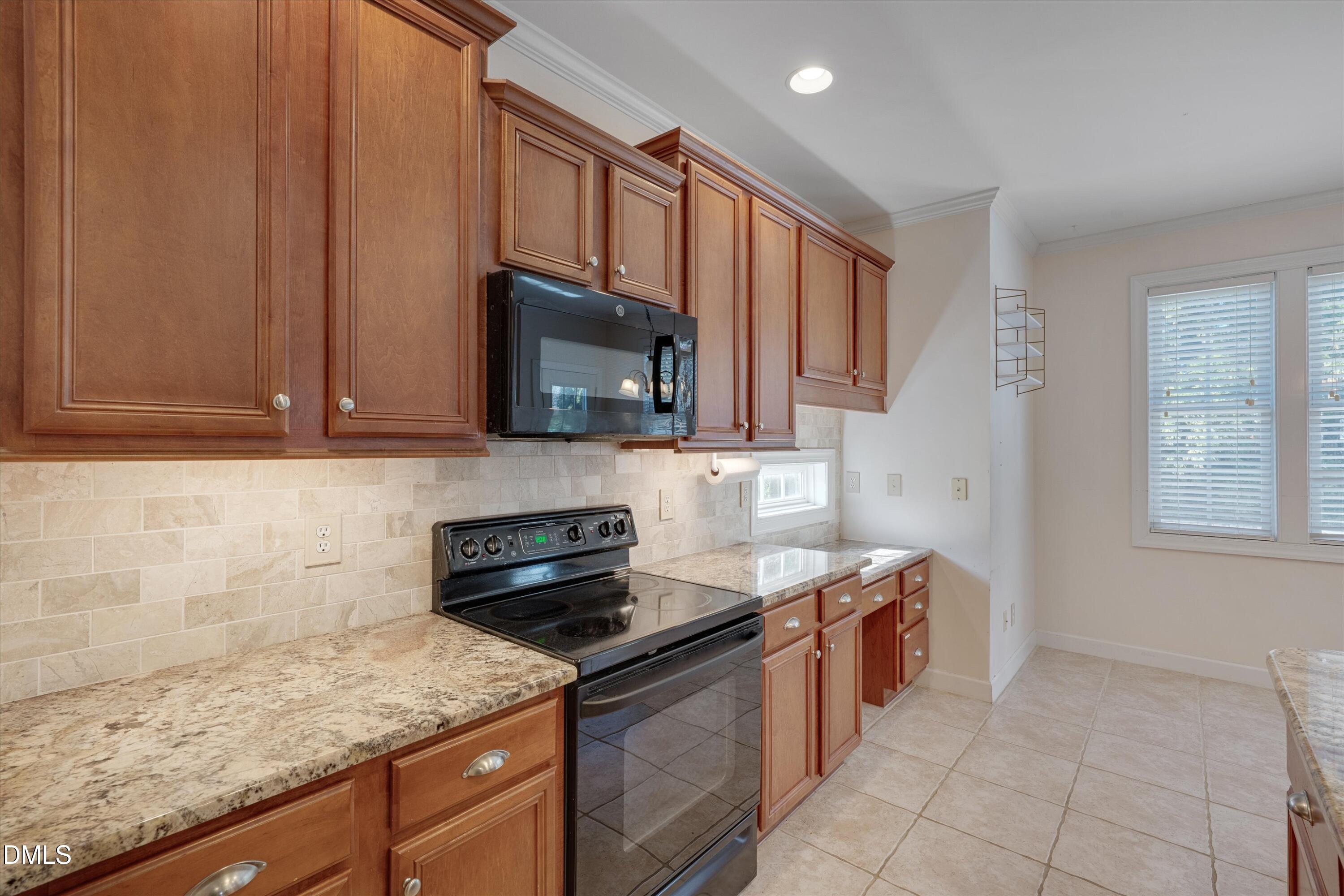 112 Beckford Road Cary, NC 27518 - Photo 23 of 55 21-112 Beckford Rd-21