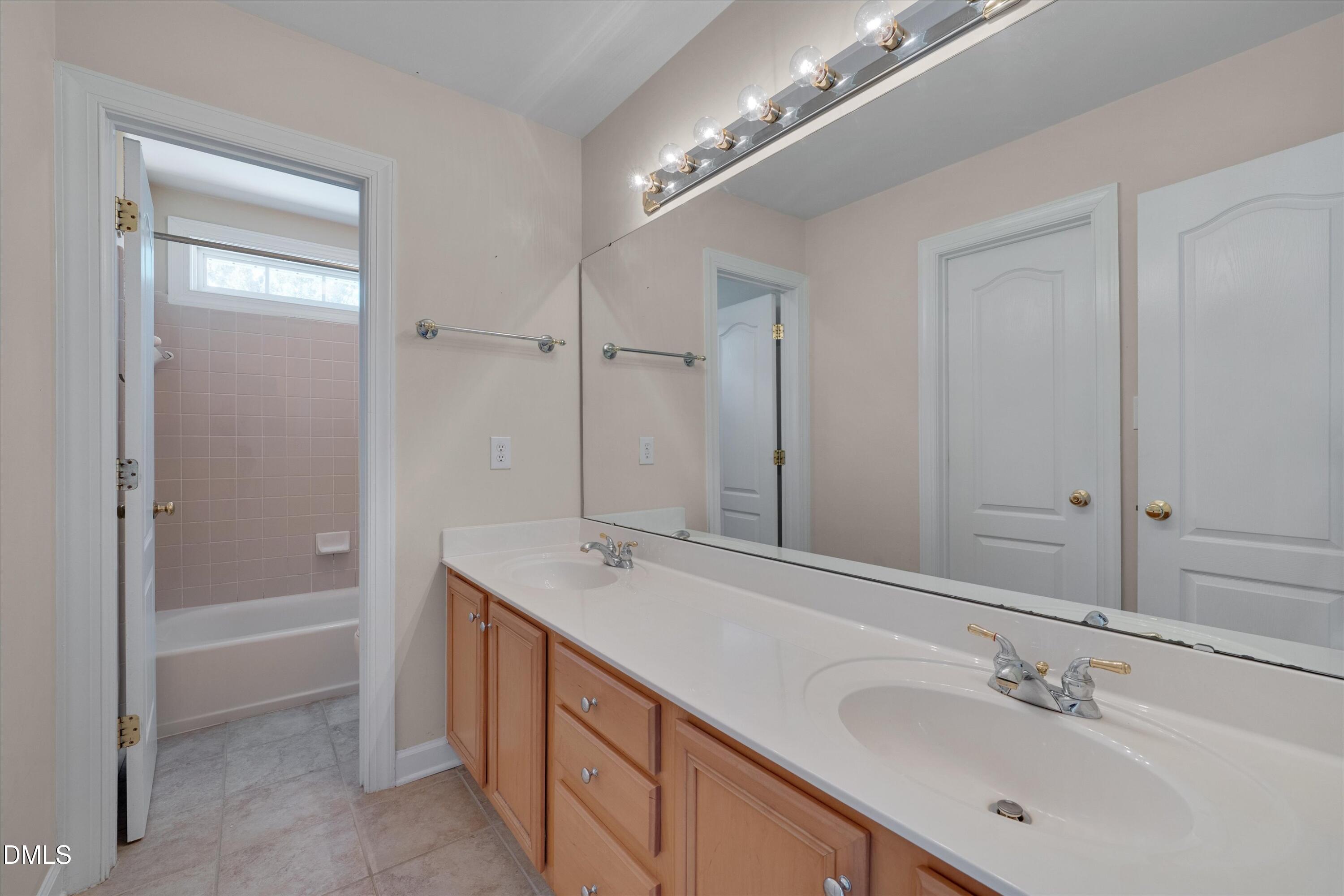 112 Beckford Road Cary, NC 27518 - Photo 40 of 55 38-112 Beckford Rd-38