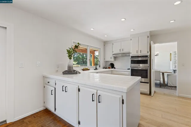 $2,150,000 | 11 Breck Court, Moraga, CA 94556