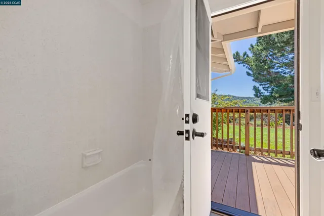 $2,150,000 | 11 Breck Court, Moraga, CA 94556