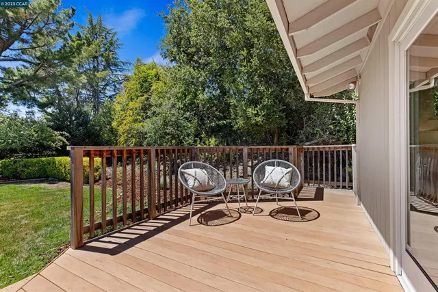 $2,150,000 | 11 Breck Court, Moraga, CA 94556