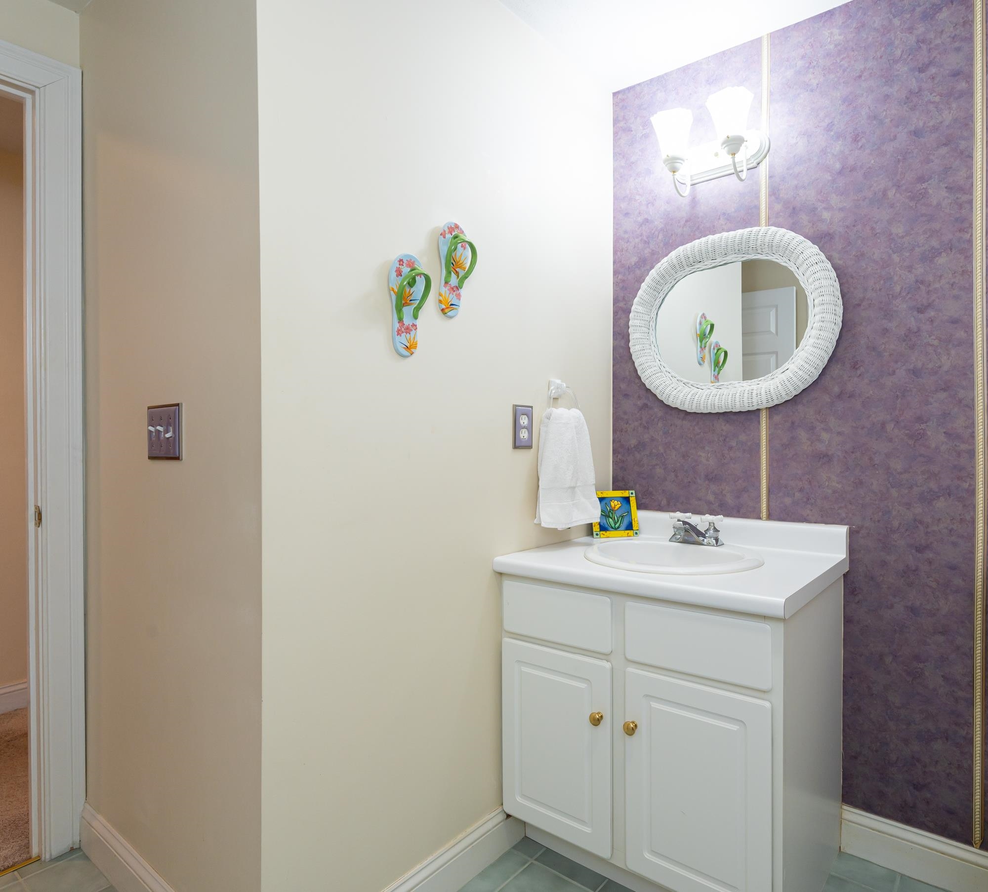 1 Hampton Meadows Hampton, NH 03842 - Photo 15 of 40