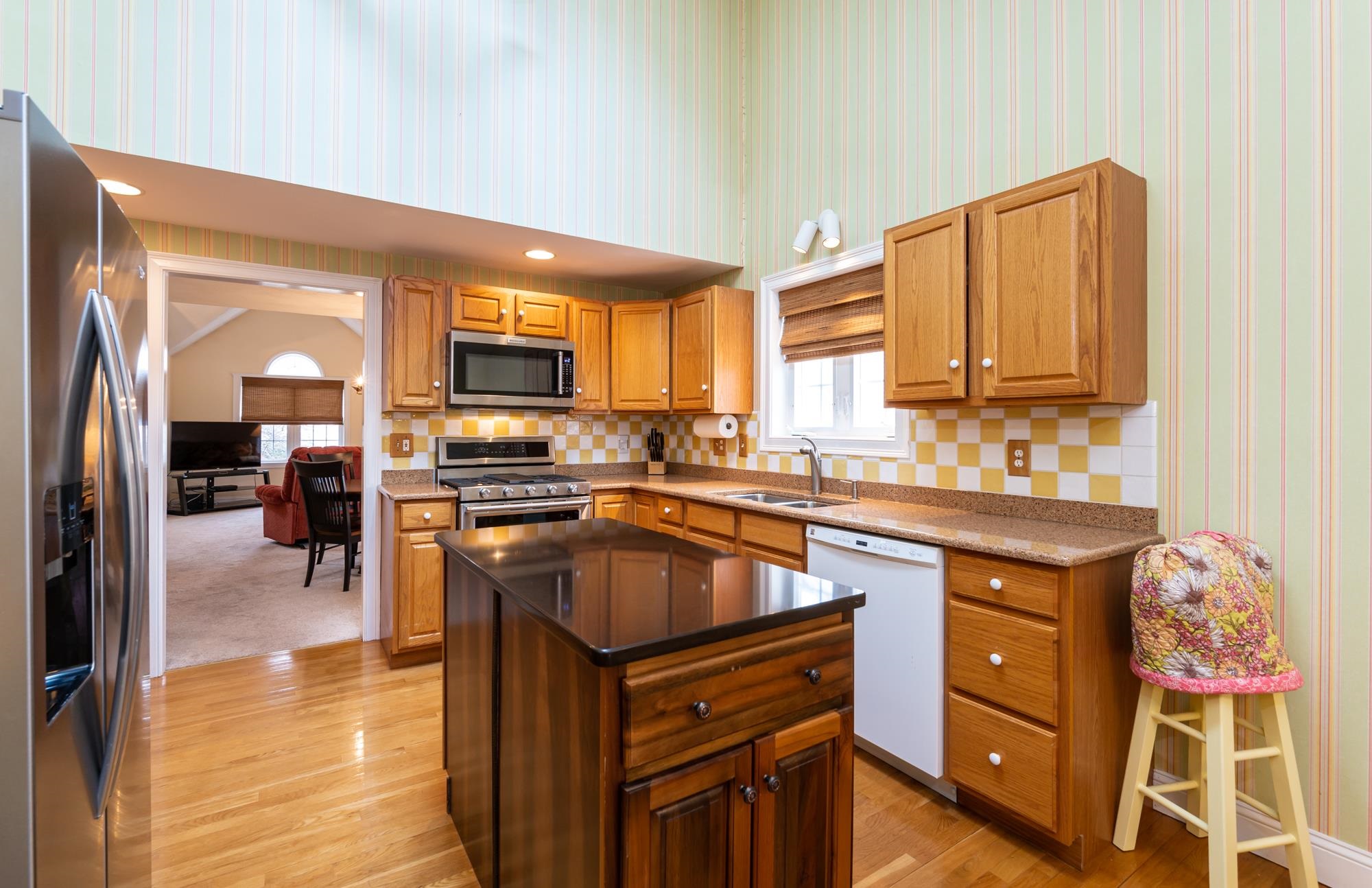 1 Hampton Meadows Hampton, NH 03842 - Photo 9 of 40