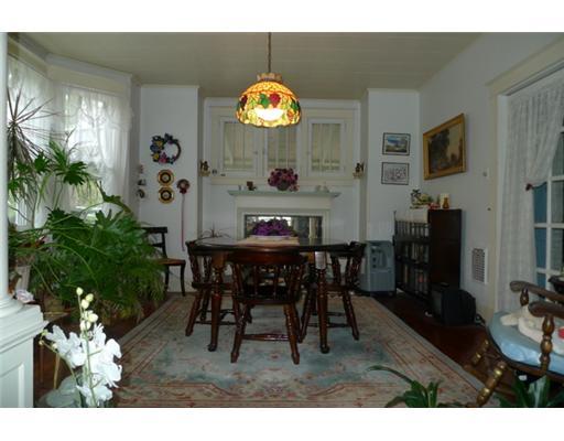 1408 Chartiers Avenue McKees Rocks, PA 15136 - Photo 6 of 18 Dining Room.