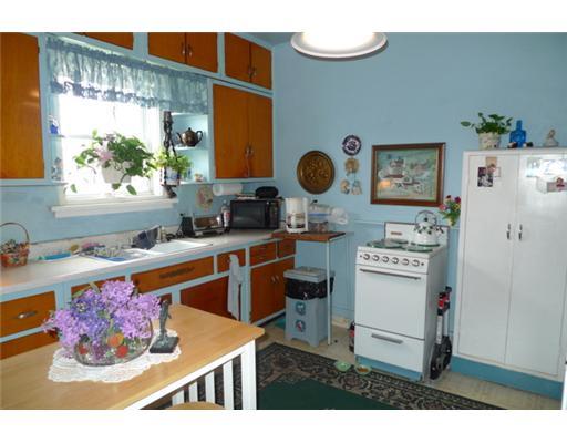 1408 Chartiers Avenue McKees Rocks, PA 15136 - Photo 9 of 18 Kitchen.