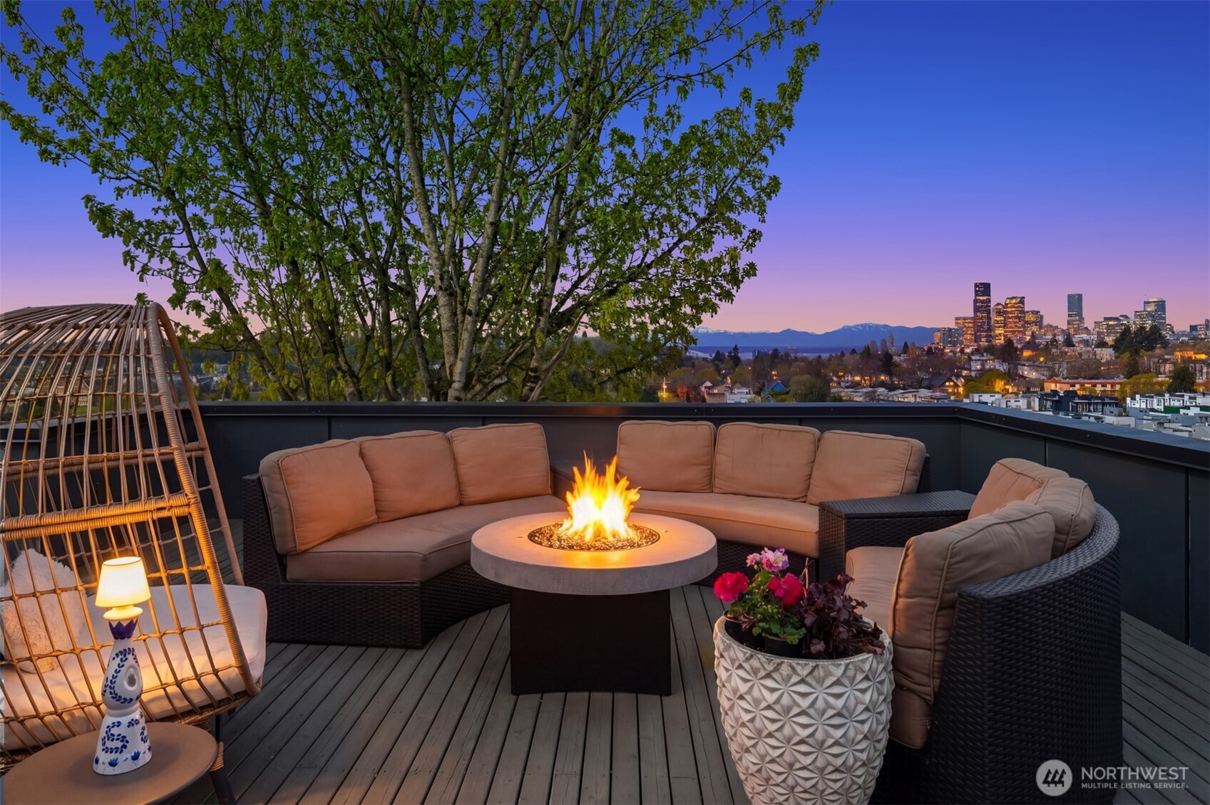 1115 30th Avenue South Seattle, WA 98144 - Photo 28 of 37 a view of a couches in the roof deck