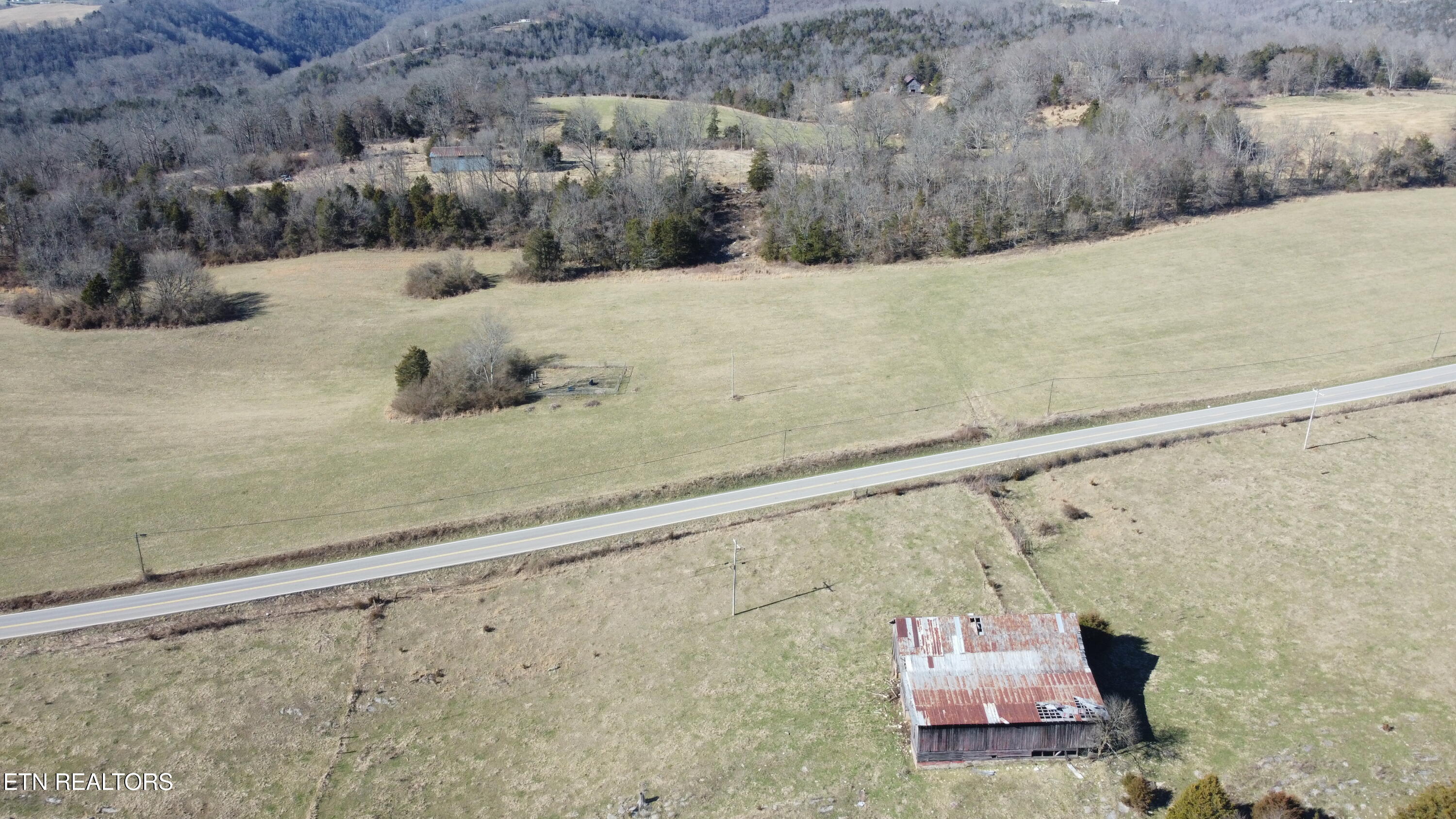 2645 Cedar Fork Road Tazewell, TN 37879 - Photo 2 of 13 Photo Feb 27 2026, 3 04 45 PM