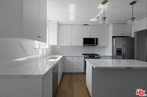 $1,299,000 | 16130 Devonshire Street, Granada Hills, CA 91344